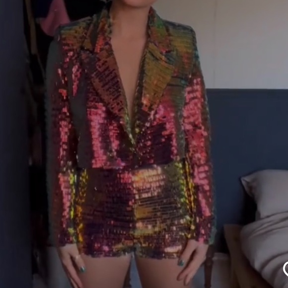 New with tags Nasty Gal sequin cropped blazer translucent size 2 (UK size 6) - Picture 9 of 10